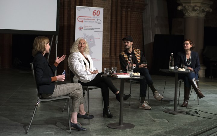 Podiumsdiskussion Heilig-Kreuz-Kirche