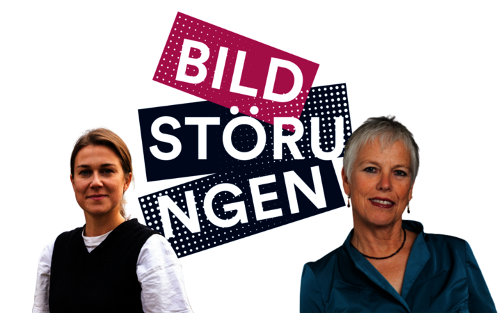 Schriftzug "Bildstörungen" mit Porträts der Podcast-Macherinnen Karoline Ritter und Katharina von Kellenbach