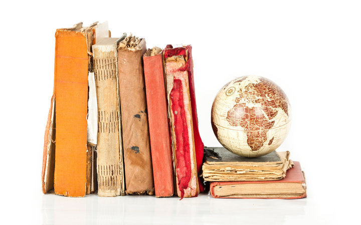 Bücher und Globus